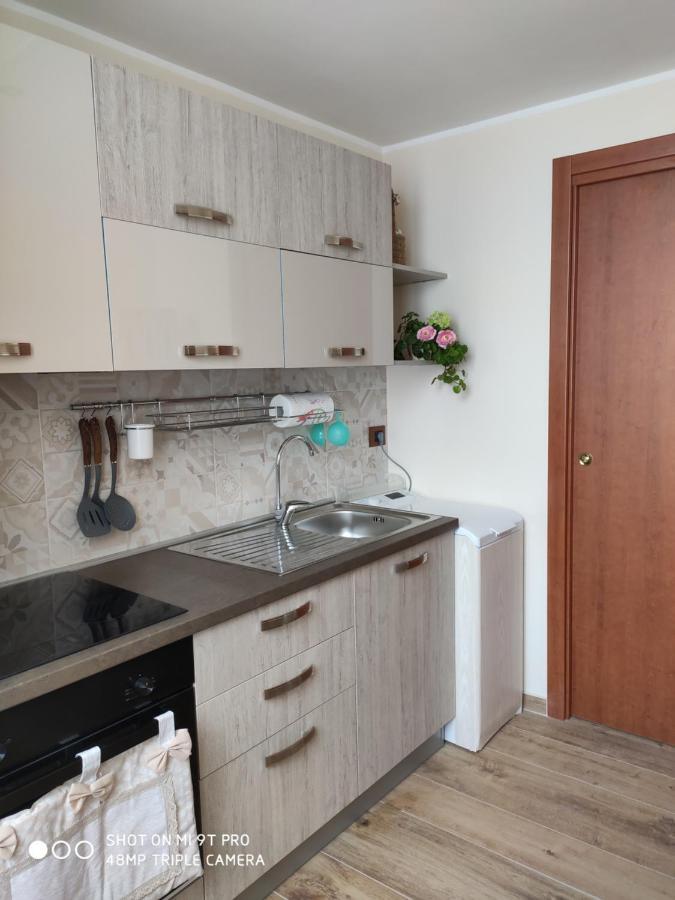 דירות טרני La Casa Delle Sorprese מראה חיצוני תמונה
