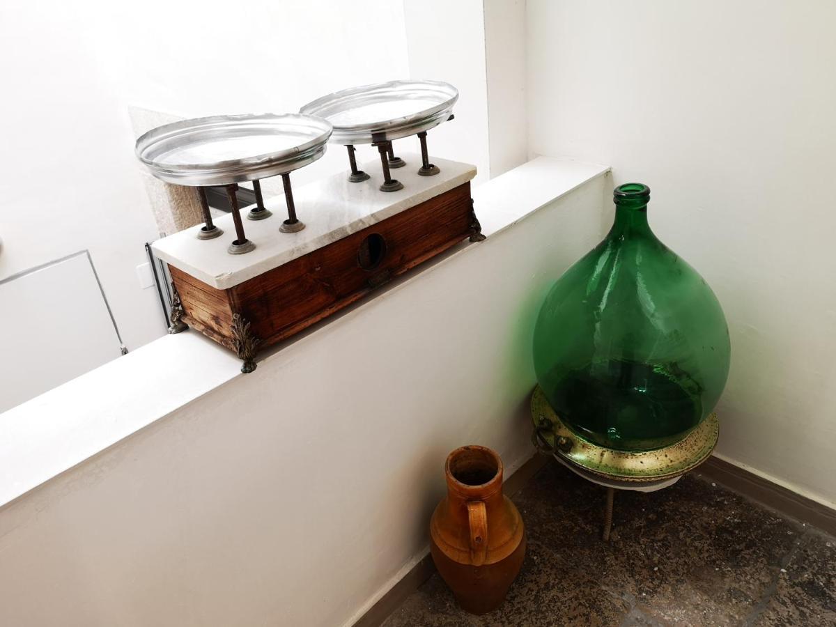 דירות טרני La Casa Delle Sorprese מראה חיצוני תמונה