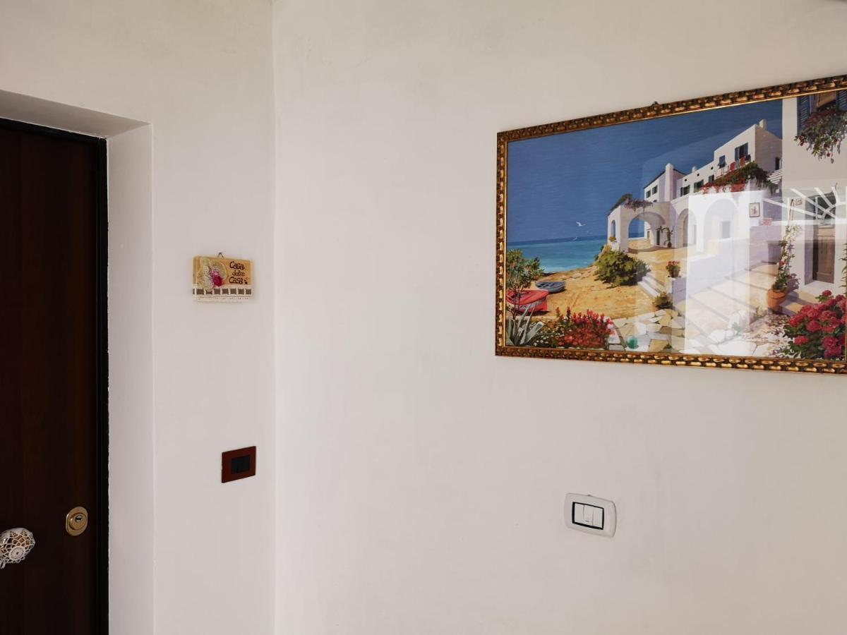 דירות טרני La Casa Delle Sorprese מראה חיצוני תמונה